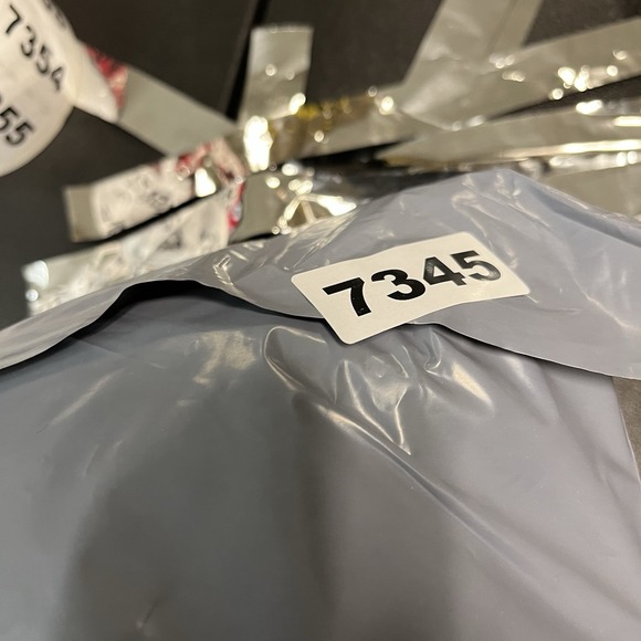 Levis 505 Jeans Mens 36x34 Blue Denim Straight Fit Dark Wash Cotton Pants EUC - Picture 12 of 12